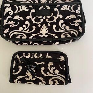 Thirty-One Bundle Makeup bag and zip wallet